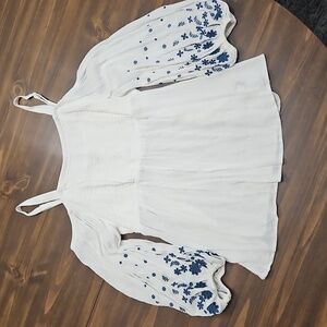 Torrid White Blouse with Blue Embroidery